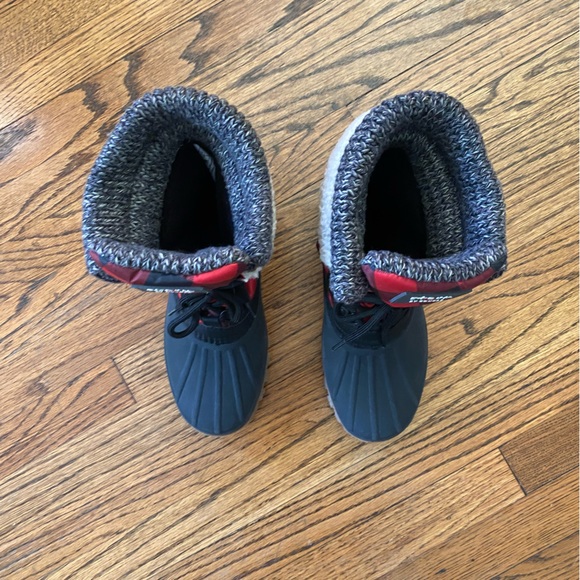 EUC Cougar Shoes / Storm by Cougar - Picture 5 of 12